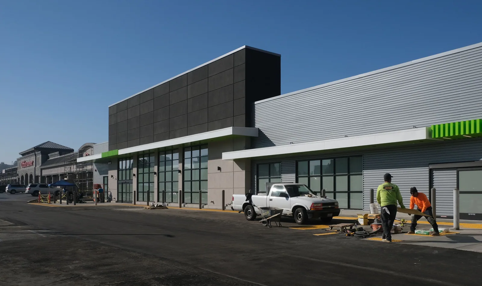 Grocery Store Roofing in Downey, CA Grocery Store Roofing in Downey, CA